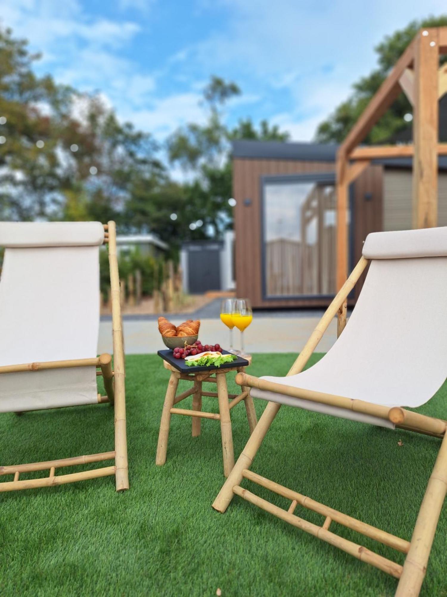 'Relax Lodge Sea' - Wellness Lodge In Zeeland - Private Sauna - Airco - Garden - Outdoor Swimming Pool - Free Wifi, Towels & Bed Linen Heinkenszand Esterno foto